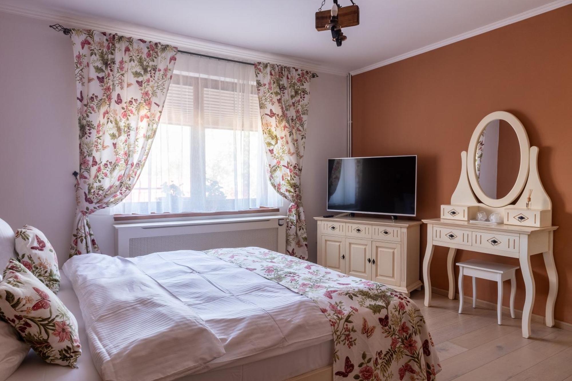 Vila Crisalia Sibiel -Sibiu (Adults Only) Εξωτερικό φωτογραφία